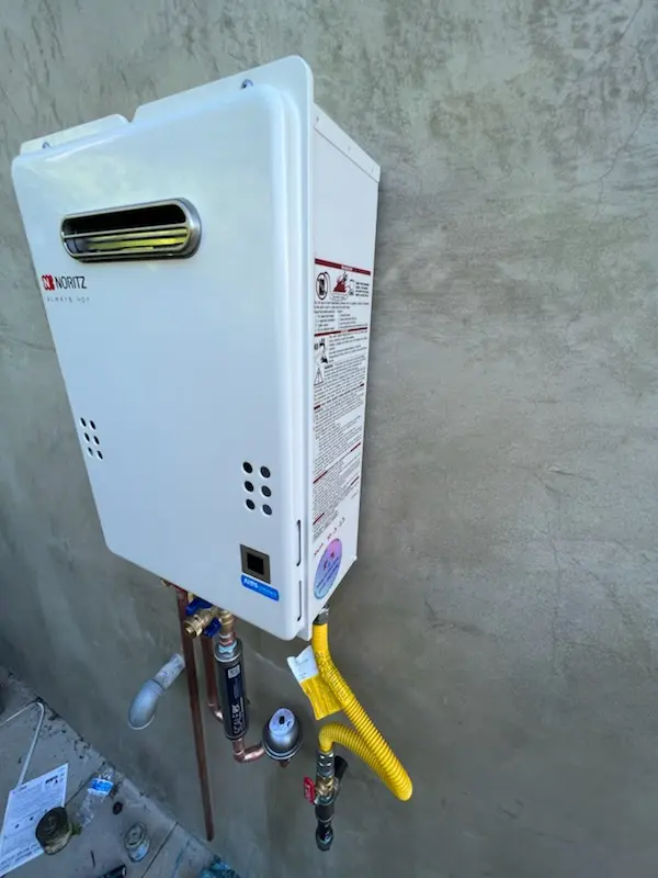 Tankless water heater installation for Ladue homes